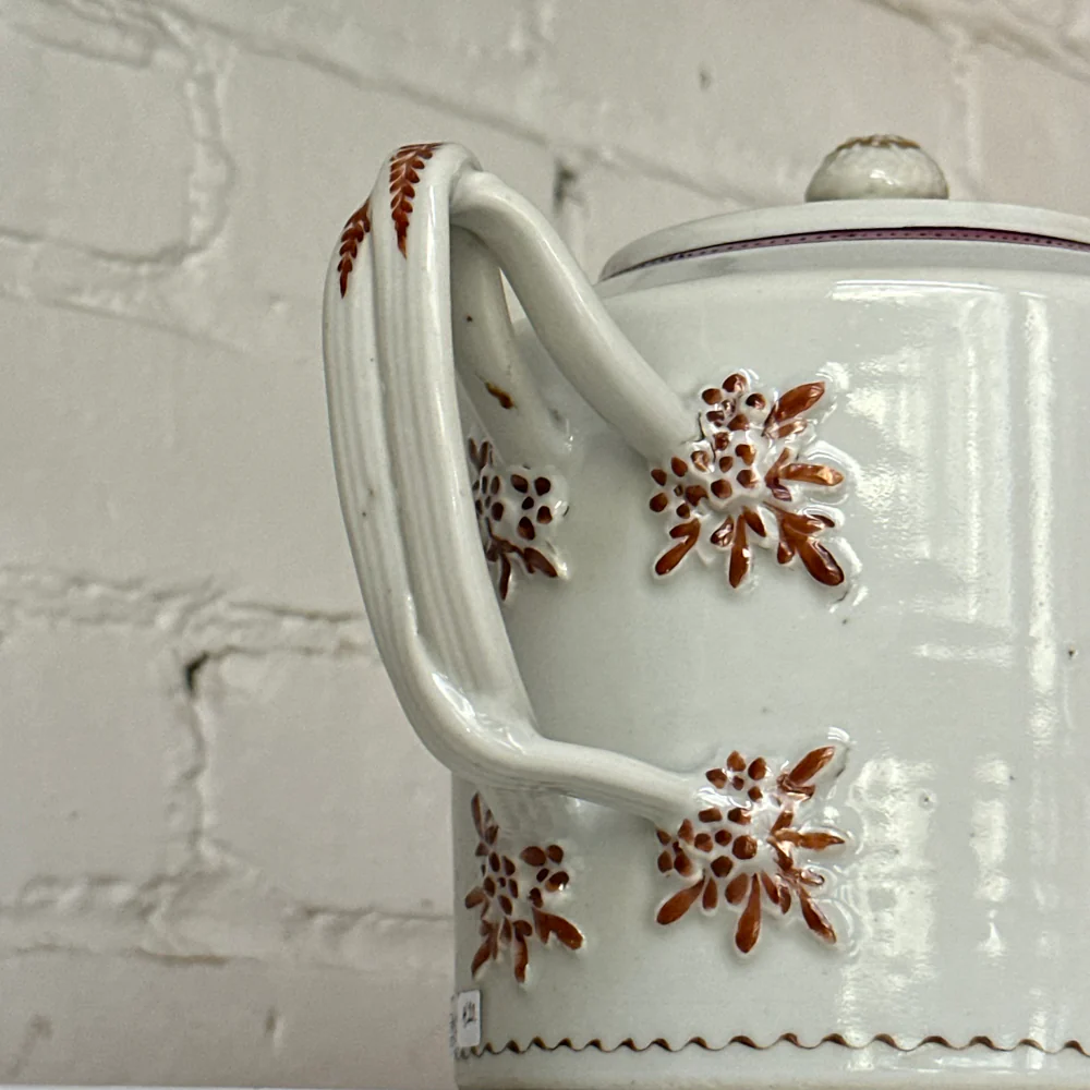 18th-century Famille Rose Chinese Qing Porcelain Teapot - Image 2