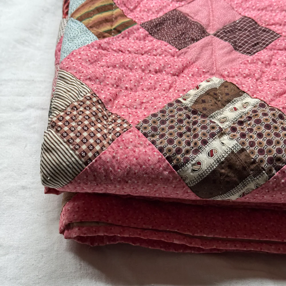 19th-century American Hand-Stitched Quilt #2 - Image 5