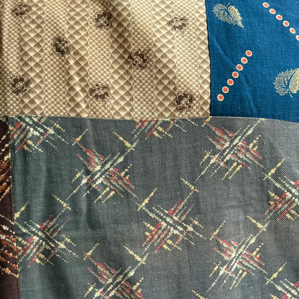 19th-century American Hand-Stitched Quilt #4 - Image 17