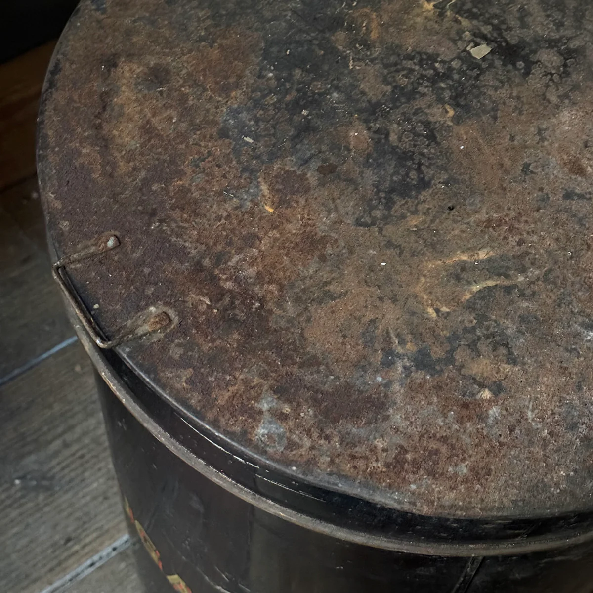 19th-century American Sugar Tin Container - Image 4