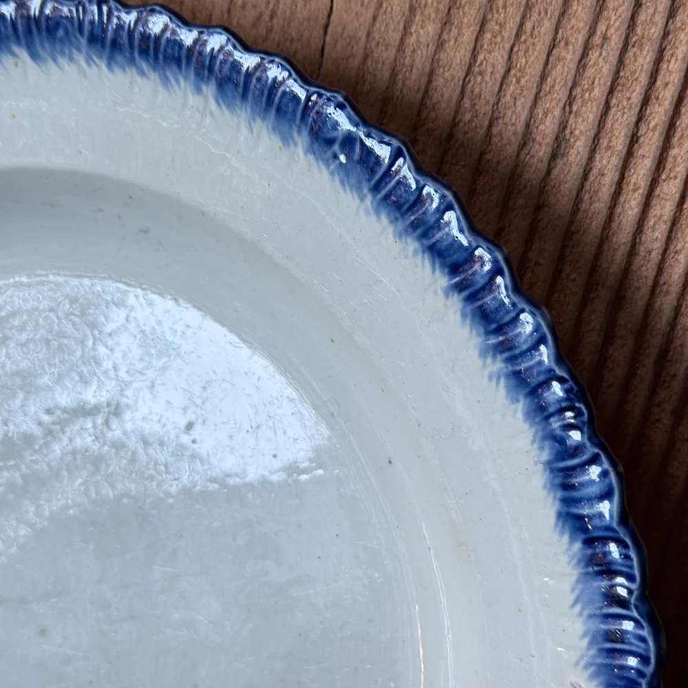 19th-century Blue Feather Edge Ironstone Plate (H) - Image 3