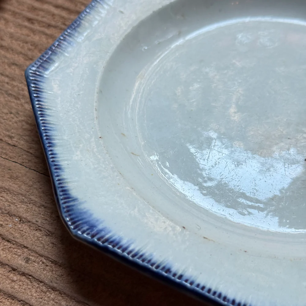 19th-century Blue Feather Edge Small Ironstone Dish (C) - Image 3