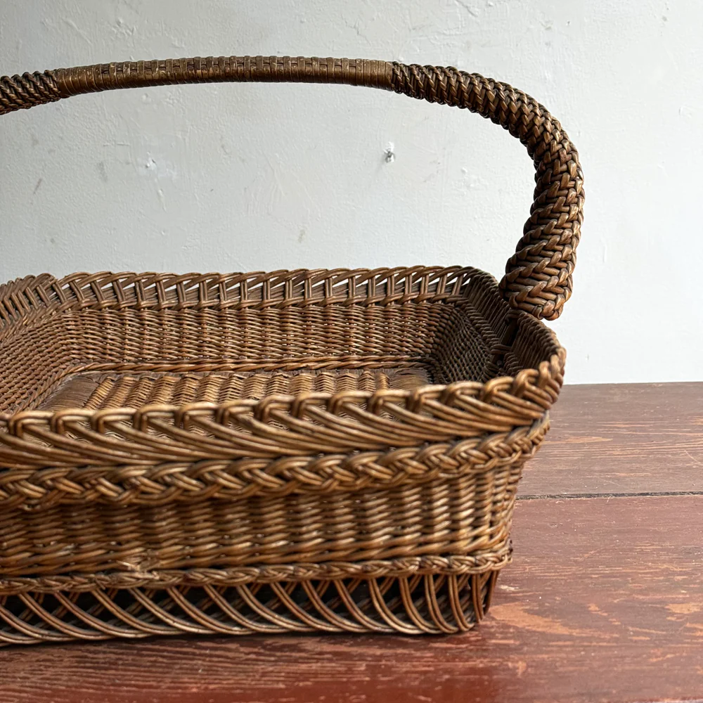19th-century French Wicker Gathering Basket - Image 6