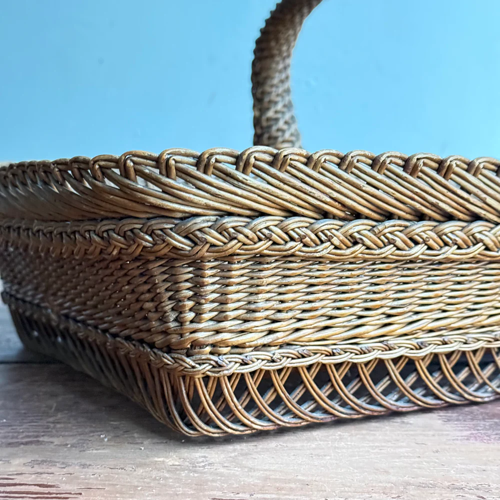19th-century French Wicker Gathering Basket - Image 7