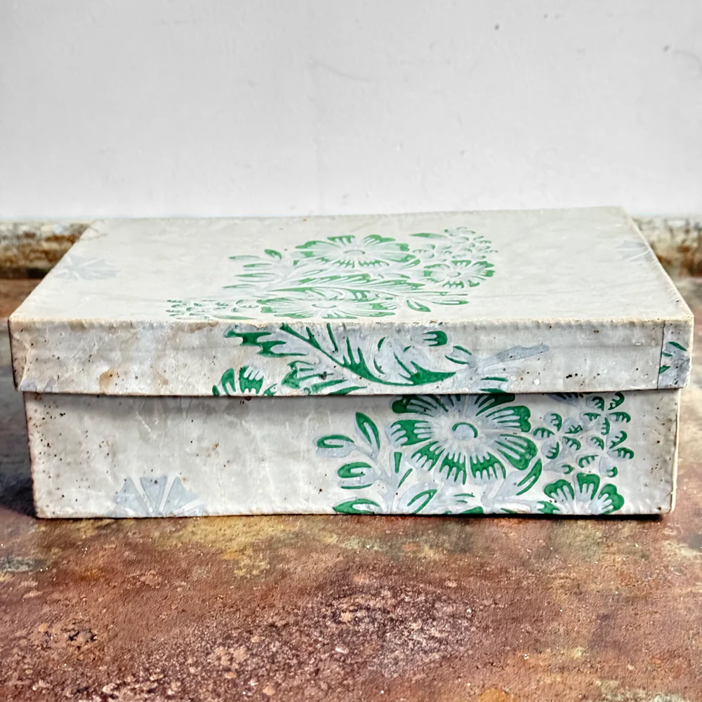 19th-century Handmade Paper Box - Image 9
