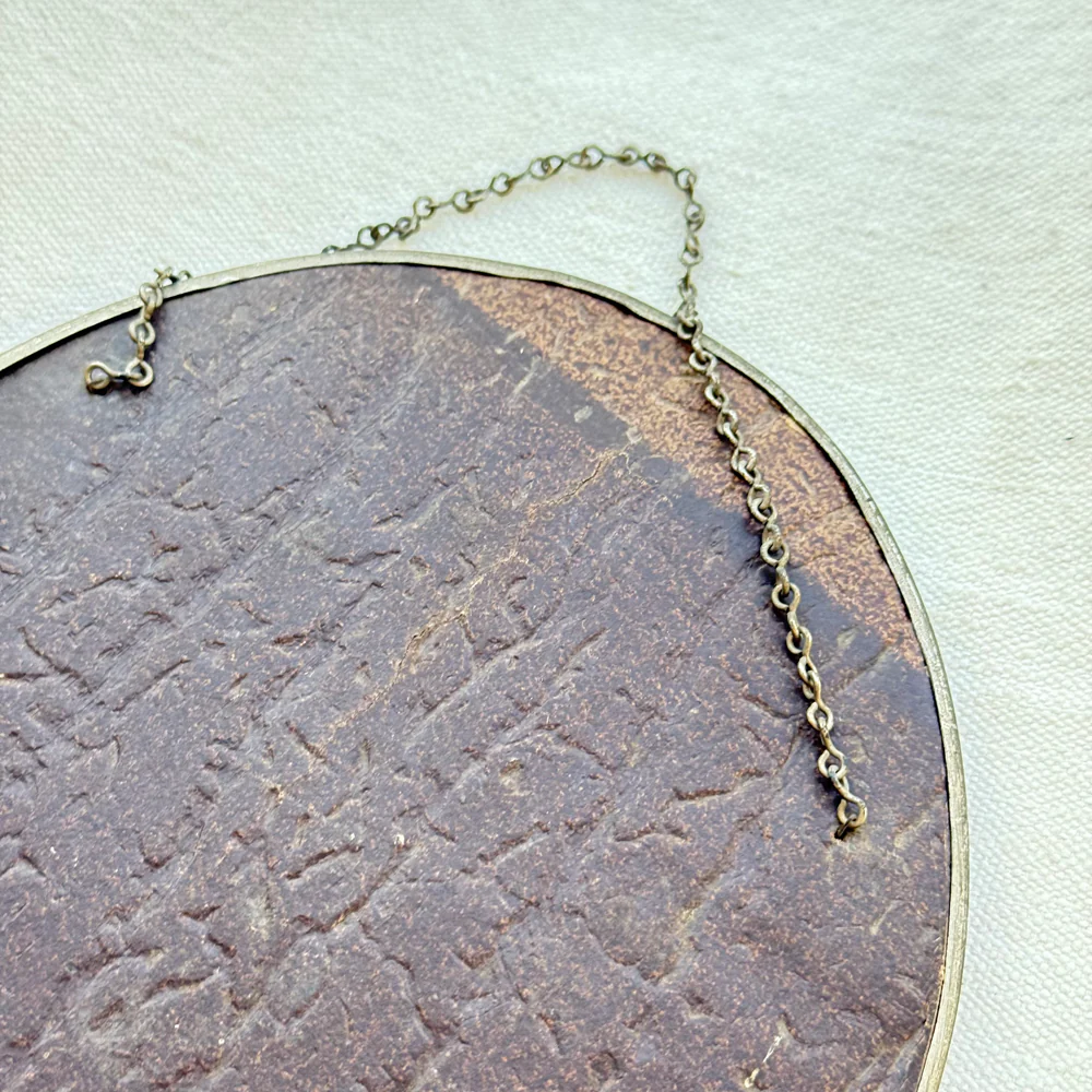19th-century Italian Ex-Voto Sacred Silver Heart in Oval Hanging Case (No. 124) - Image 4