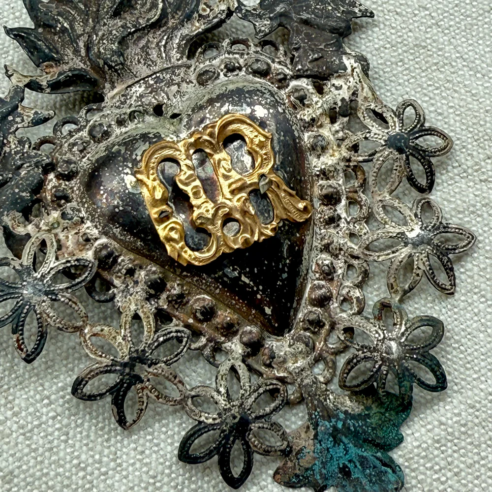 19th-century Italian Ex-Voto Sacred Silver Heart (No. 109) - Image 2