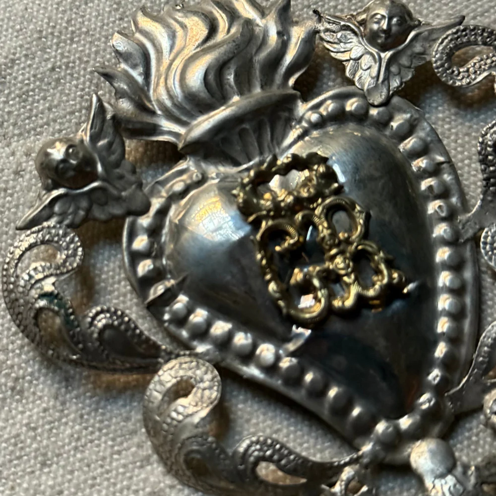 19th Century Italian Ex-Voto Sacred Silver Heart (No. 10) - Image 2