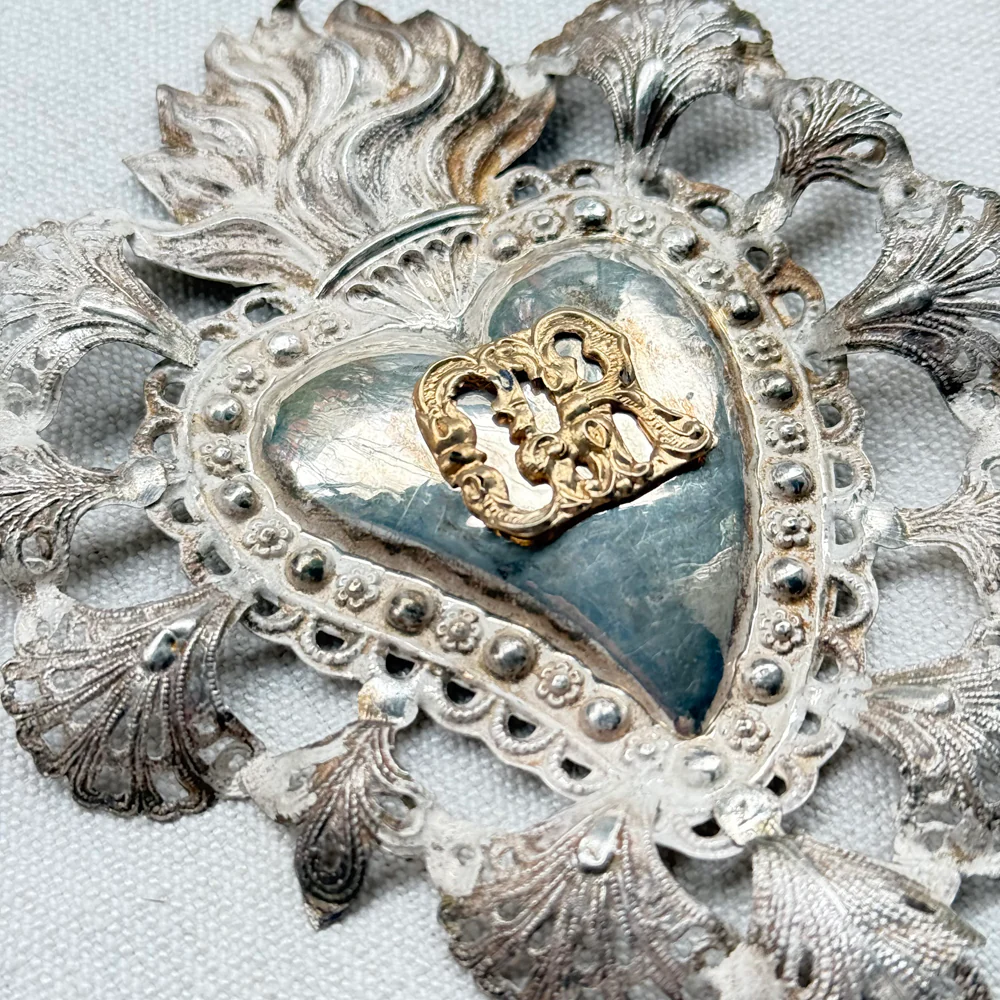 19th-century Italian Ex-Voto Sacred Silver Heart (No. 103) - Image 2