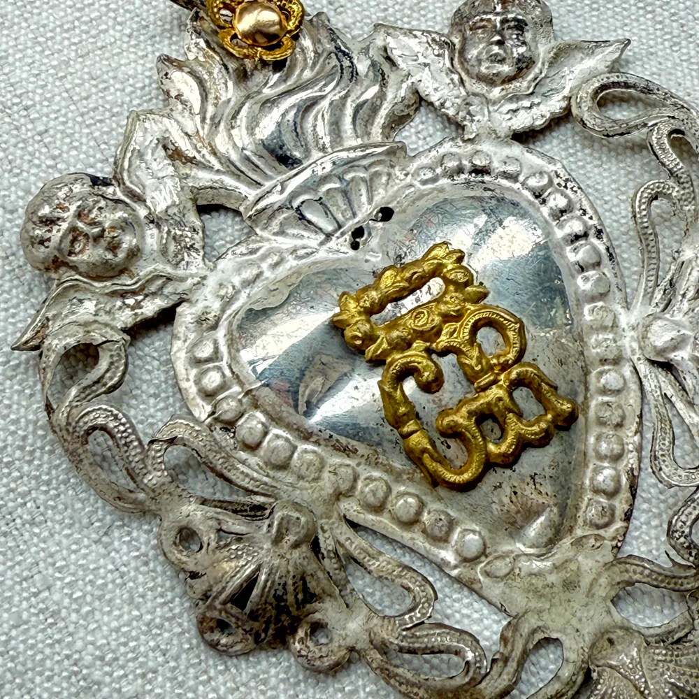 19th-century Italian Ex-Voto Sacred Silver Heart (No. 106) - Image 2