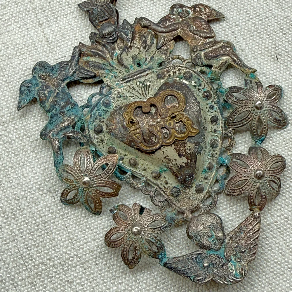 19th-century Italian Ex-Voto Sacred Silver Heart (No. 107) - Image 2