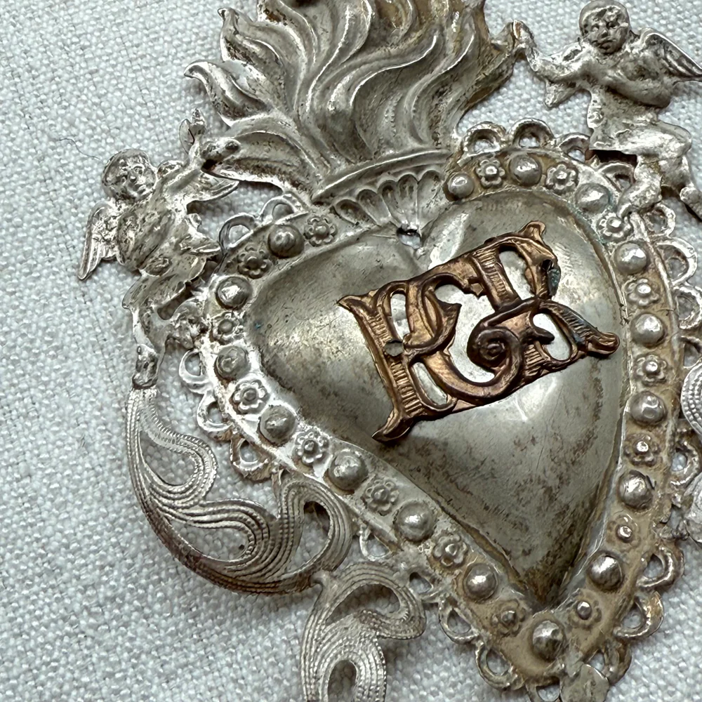 19th-century Italian Ex-Voto Sacred Silver Heart (No. 113) - Image 2
