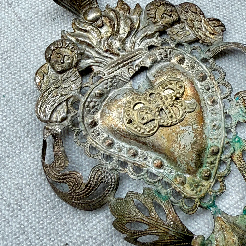 19th-century Italian Ex-Voto Sacred Silver Heart (No. 114) - Image 2