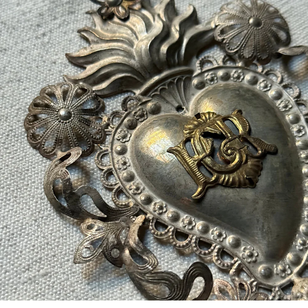 19th Century Italian Ex-Voto Sacred Silver Heart (No. 3) - Image 2