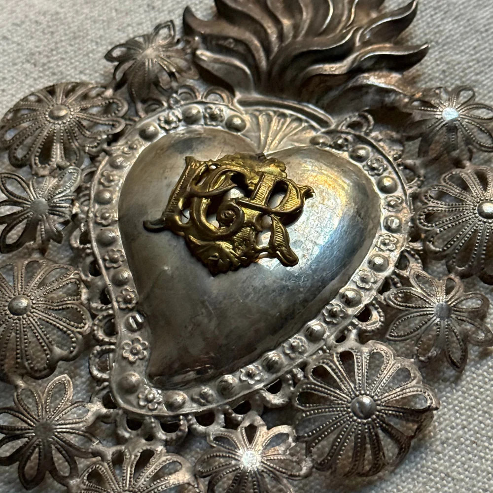 19th Century Italian Ex-Voto Sacred Silver Heart (No. 4) - Image 2