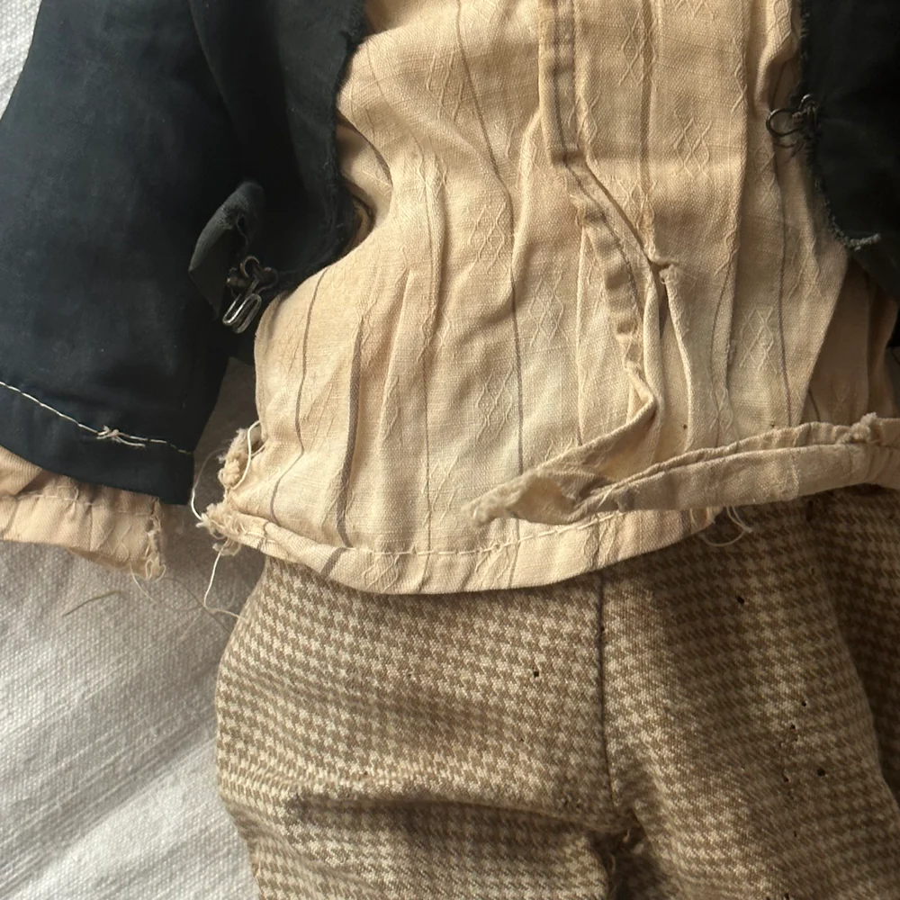 19th-century Male Doll with Embroidered Face - Image 6
