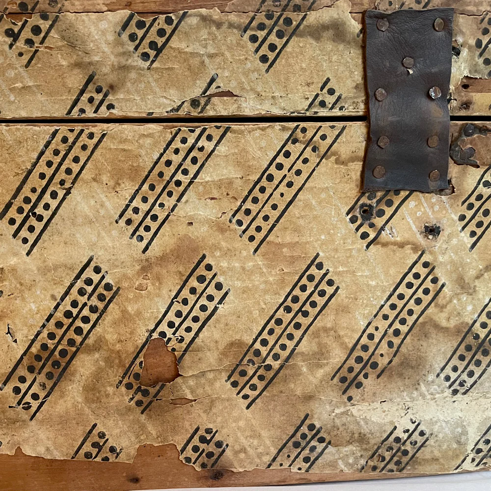 19th-century American Papered Box - Image 10