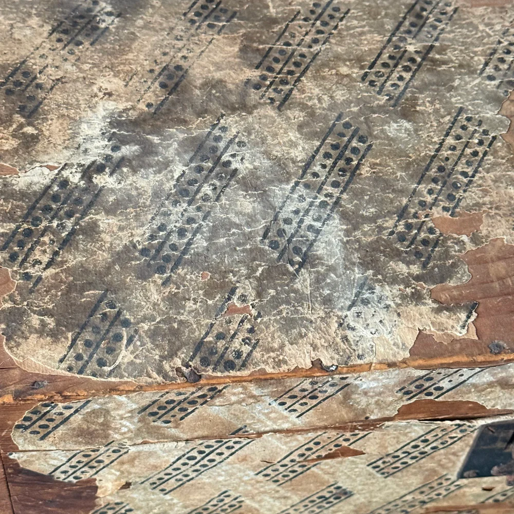 19th-century American Papered Box - Image 4