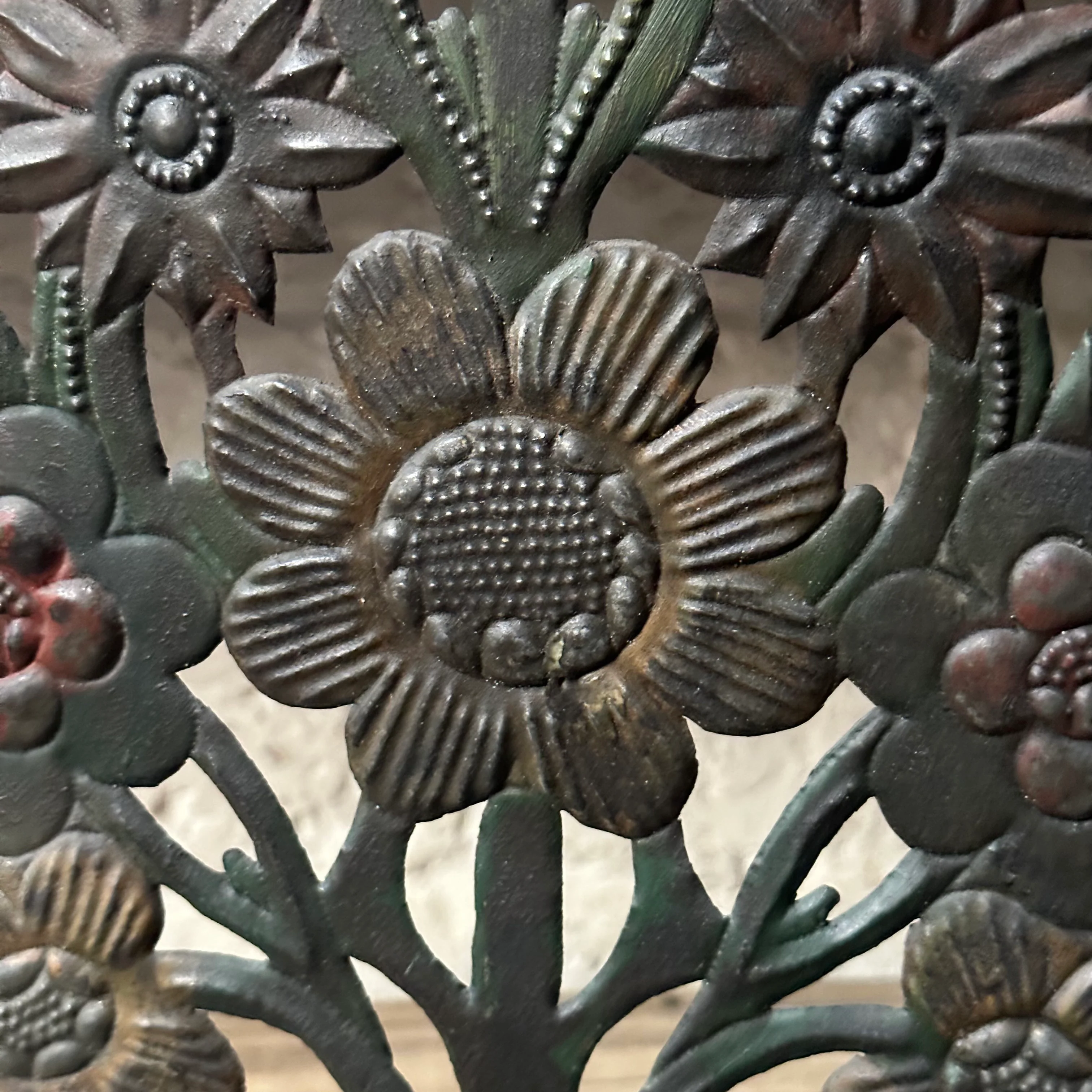 19th-century Spain Continental Tole Floral Altar Ornament (#3) - Image 3