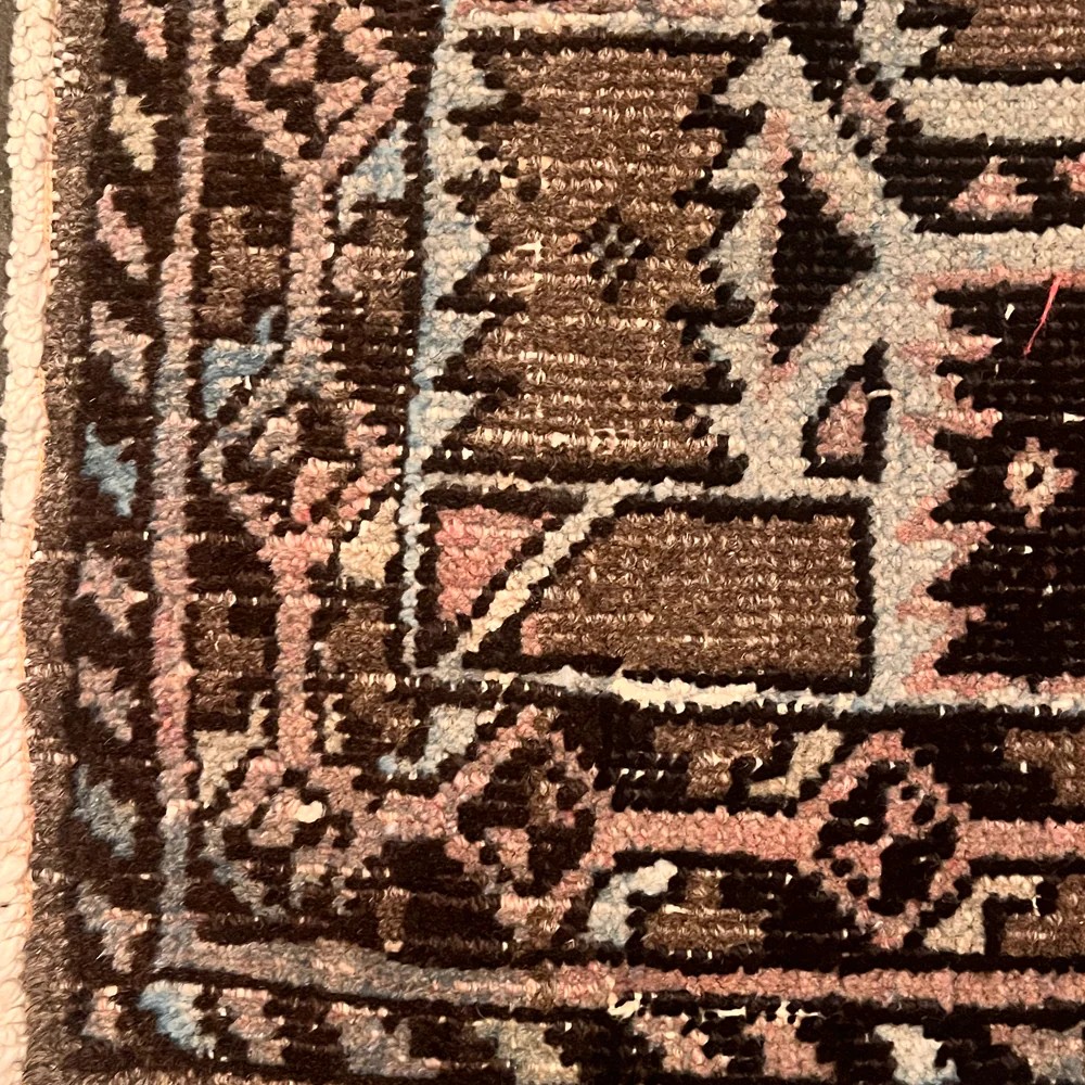 4'9" x 1'3" Antique Hadaman Rug (C04766) - Image 2