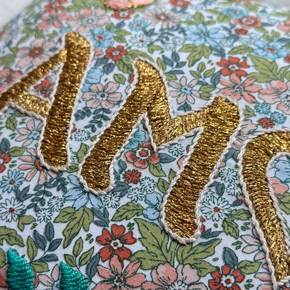 "Amour" Embroidered Cushion (26-08) - Image 2