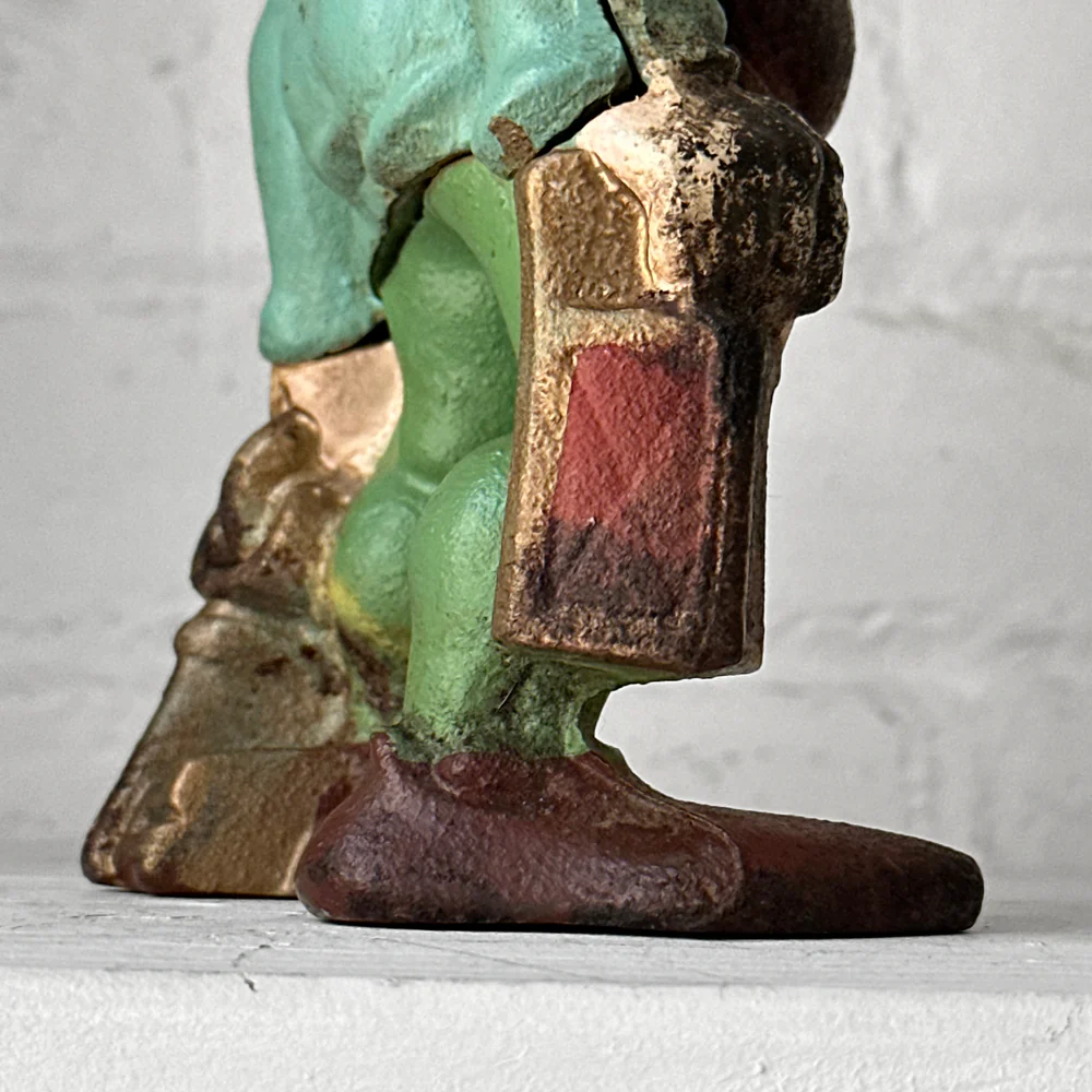 Antique American Cast Iron Gnome Doorstop - Image 4