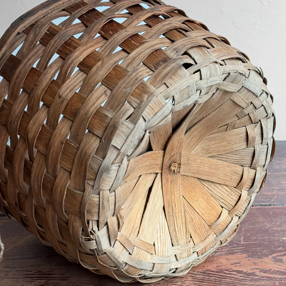 Antique American Hand-Woven Splint Ash Basket - Image 6