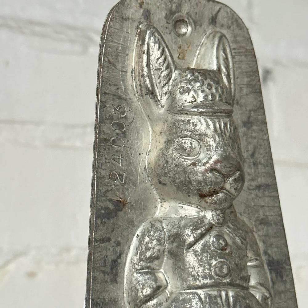 Antique Chocolate Clothed Rabbit Tin Mold (#35) - Image 2