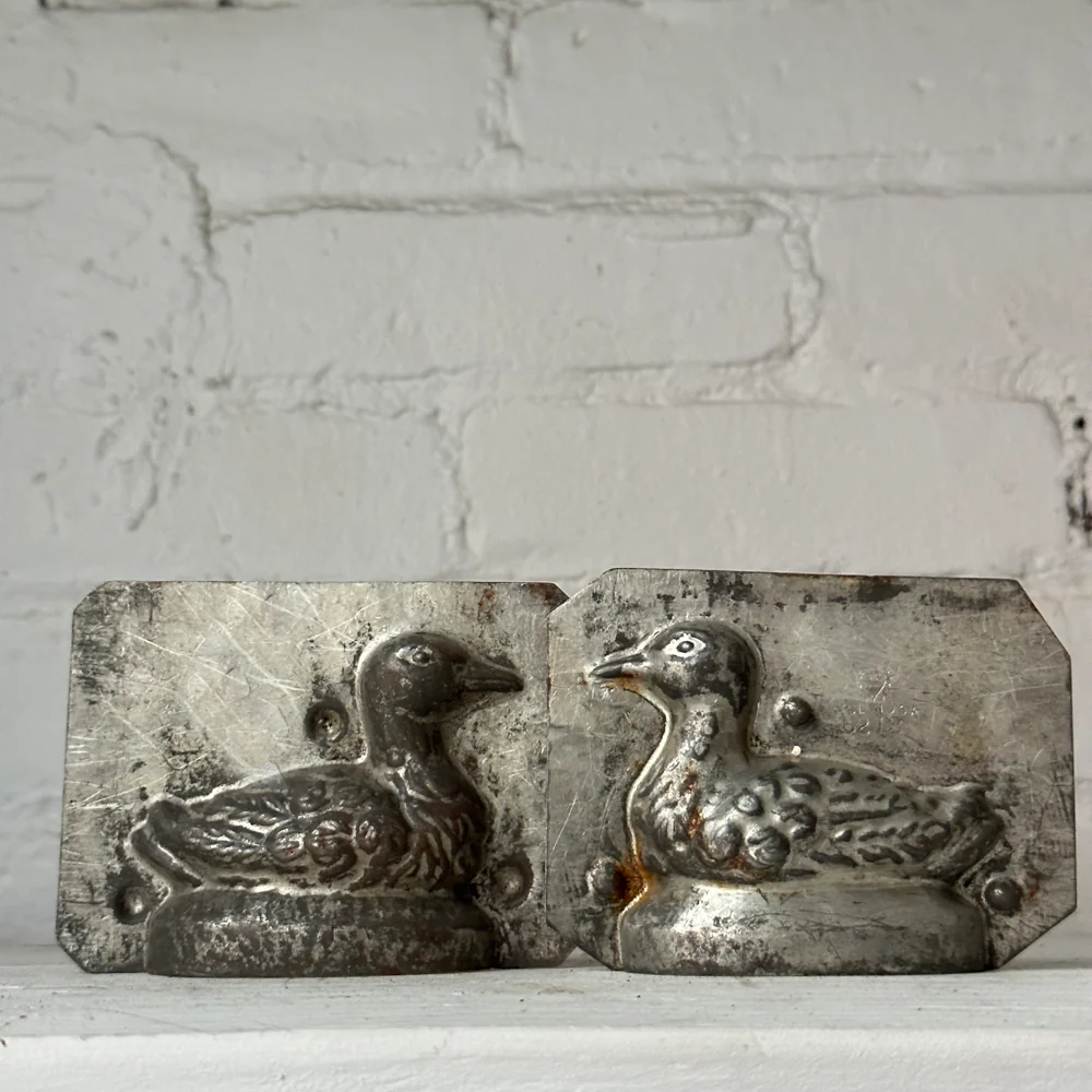 Antique Chocolate Duck Tin Mold (#38) - Image 2