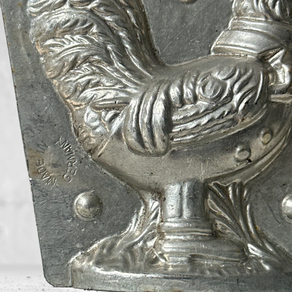 Antique Chocolate Hen in Uniform Tin Mold (#55) - Image 2