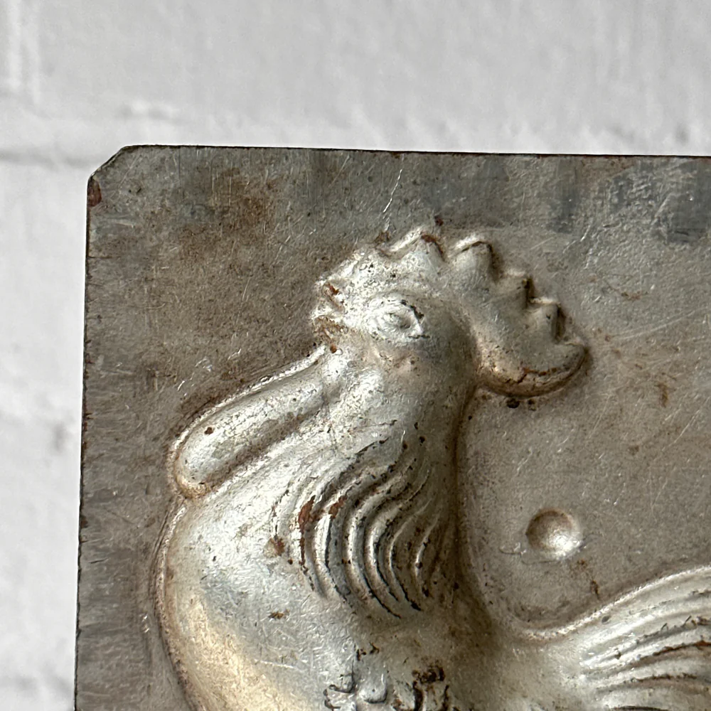 Antique Chocolate Hen Tin Mold (#56) - Image 2