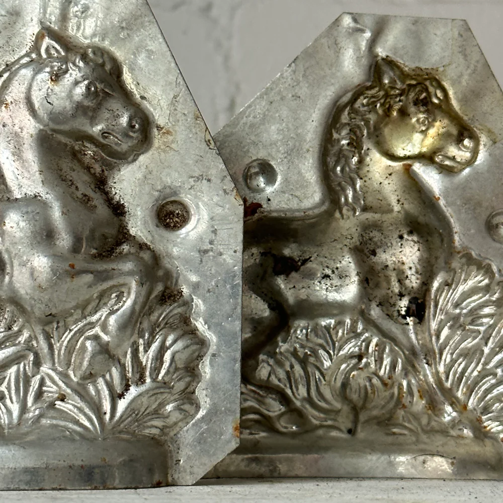 Antique Chocolate Horse Tin Mold (#37) - Image 3