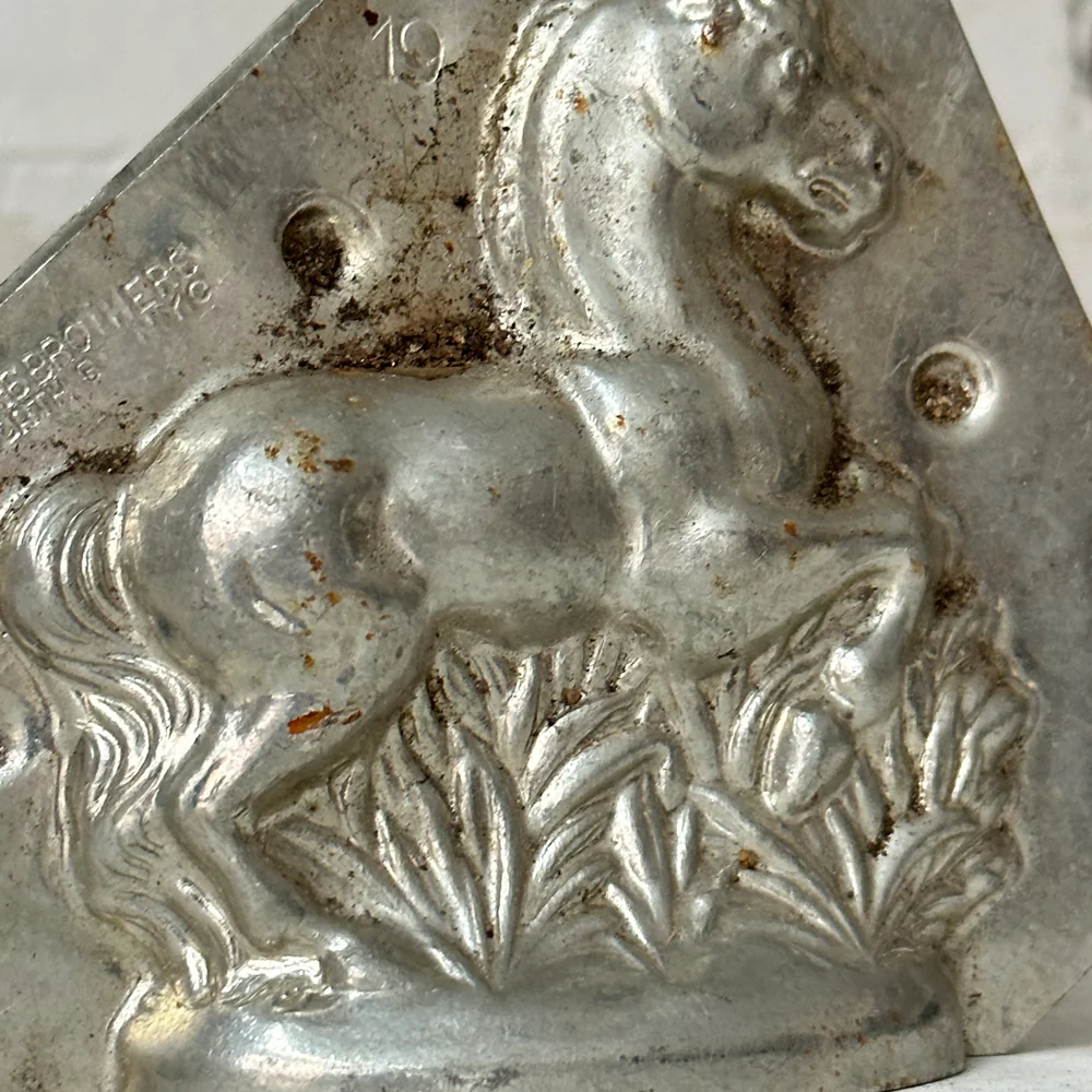 Antique Chocolate Horse Tin Mold (#37) - Image 4