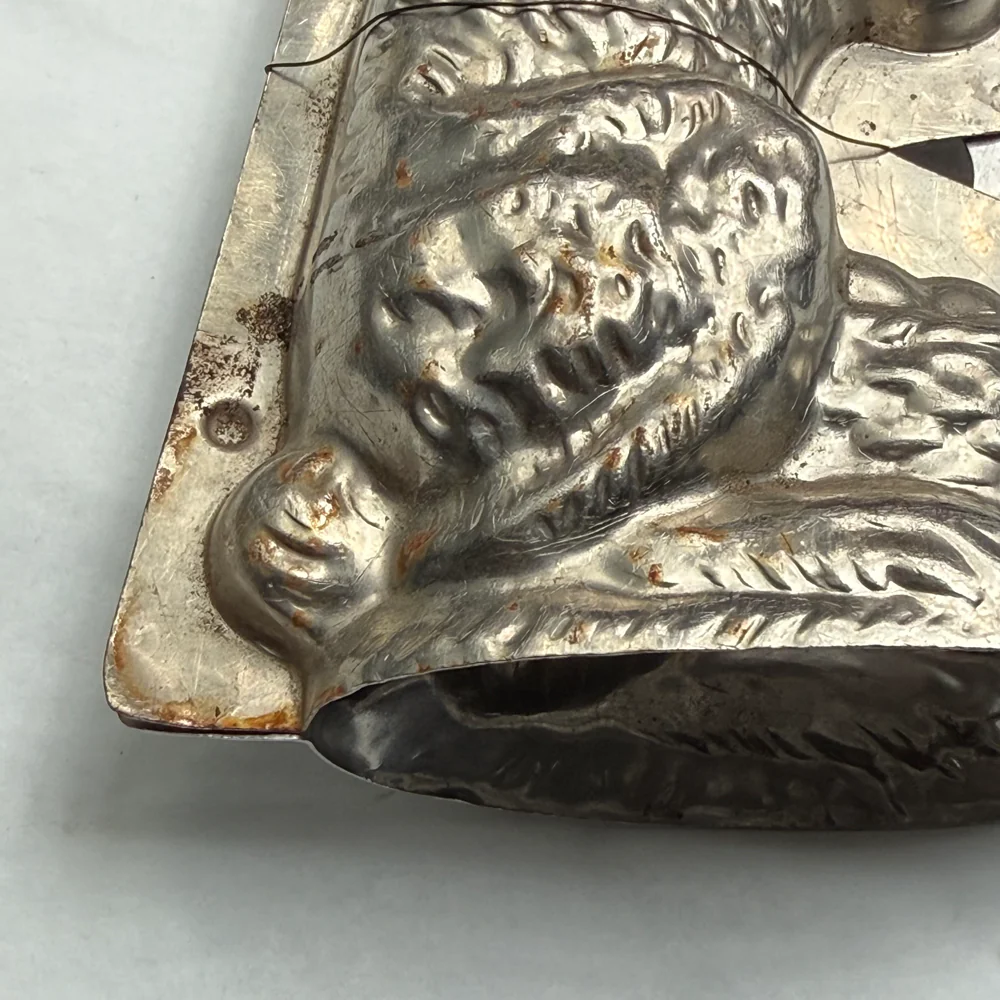 Antique Chocolate Rabbit Mold (#84) - Image 4
