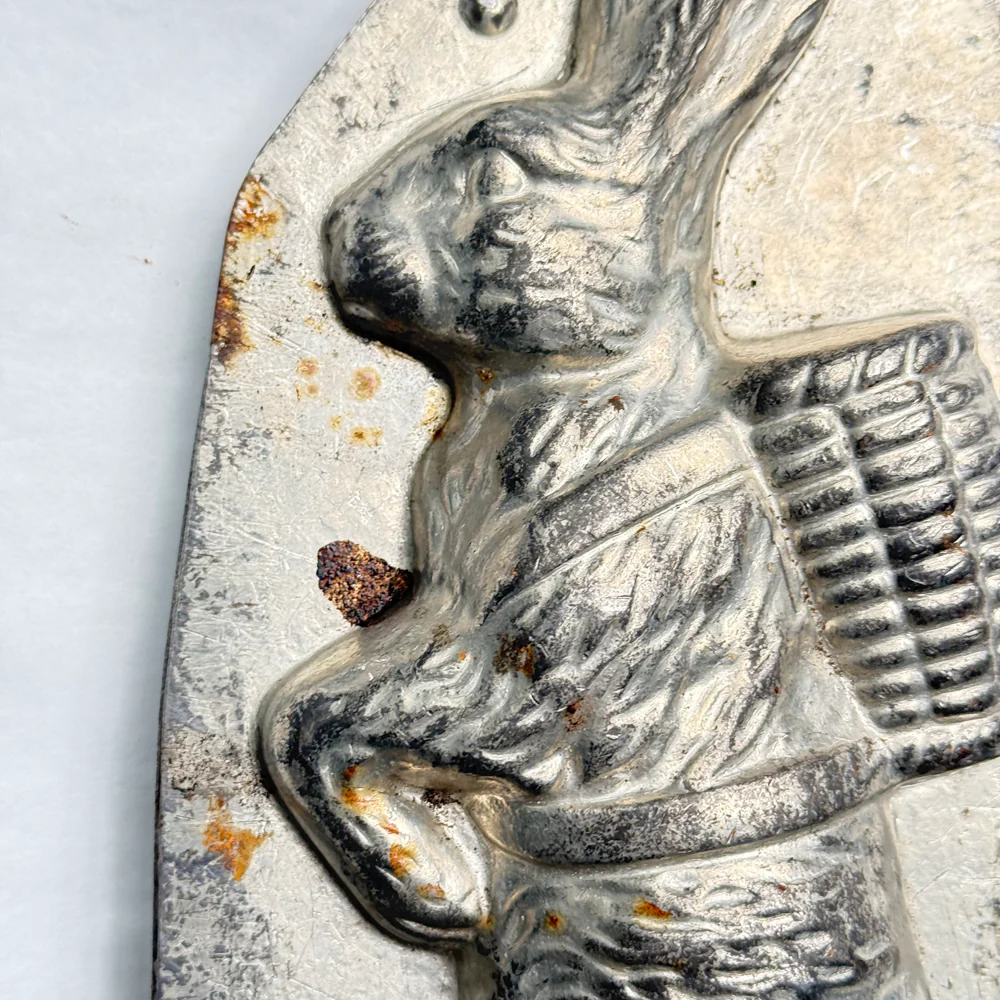 Antique Chocolate Rabbit Mold (#87) - Image 3