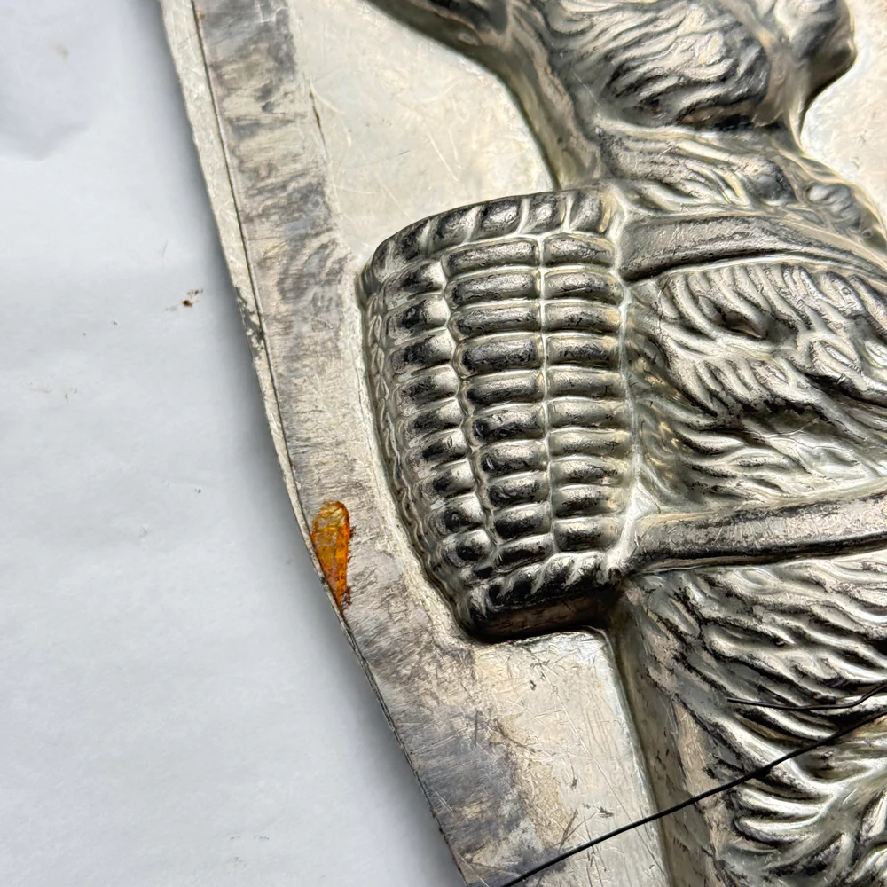 Antique Chocolate Rabbit Mold (#87) - Image 6