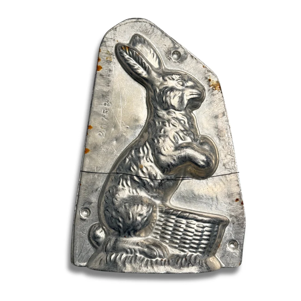Antique Chocolate Rabbit Mold (#89) - Image 2