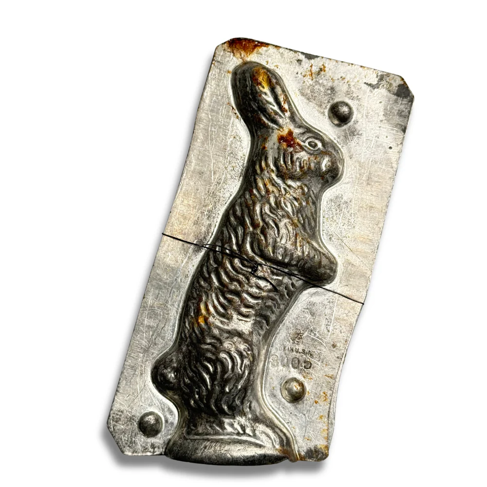 Antique Chocolate Rabbit Mold (#91) - Image 2