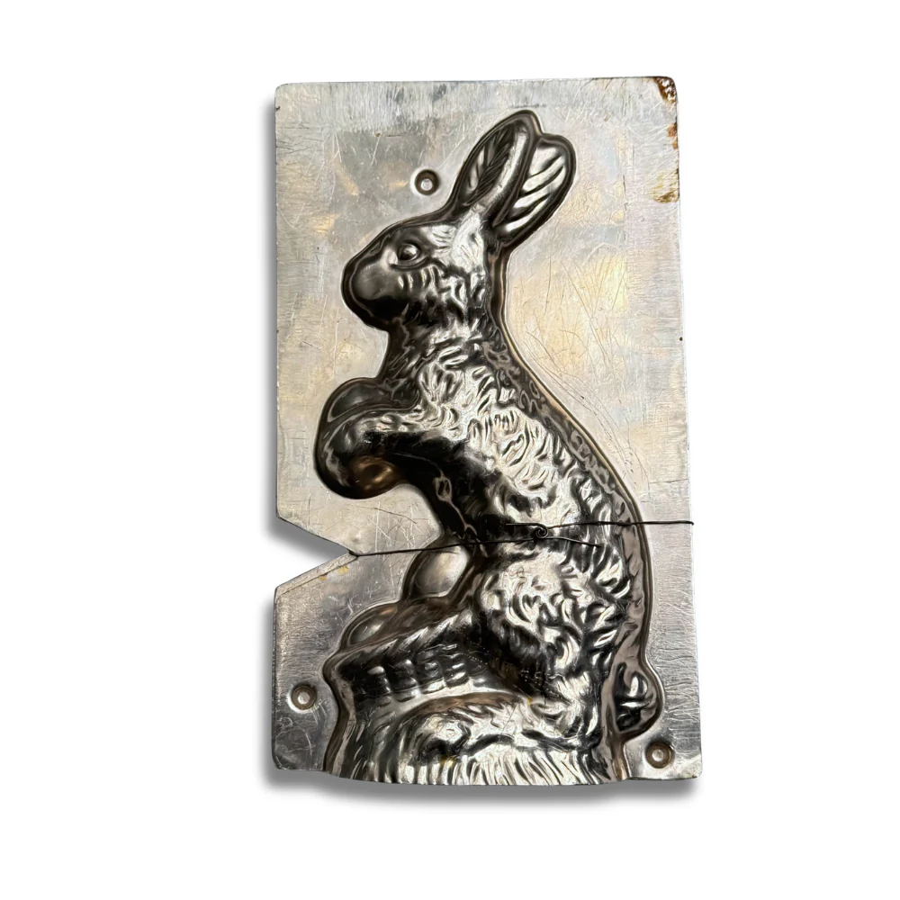 Antique Chocolate Rabbit Mold (#94) - Image 2