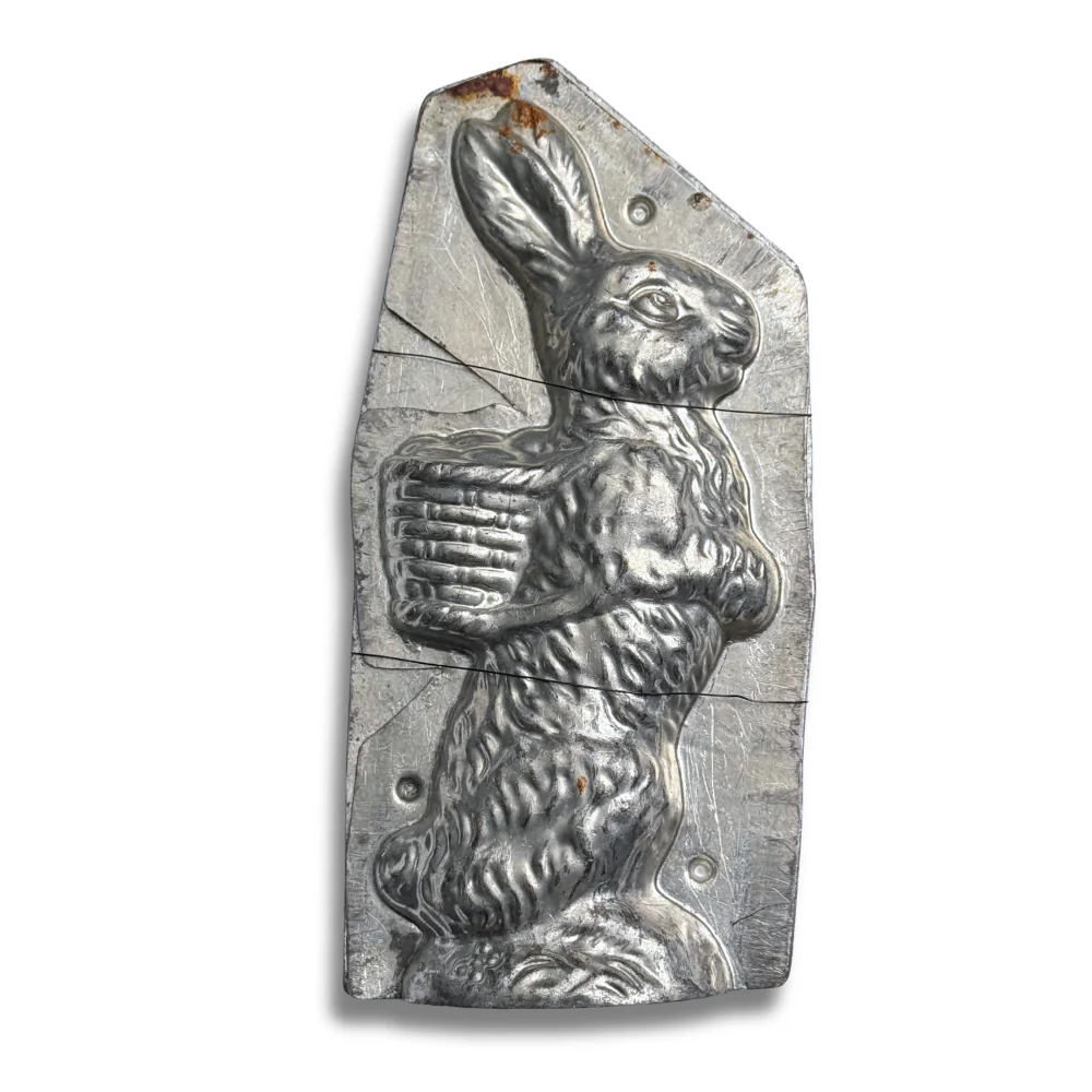 Antique Chocolate Rabbit Mold (#95) - Image 2