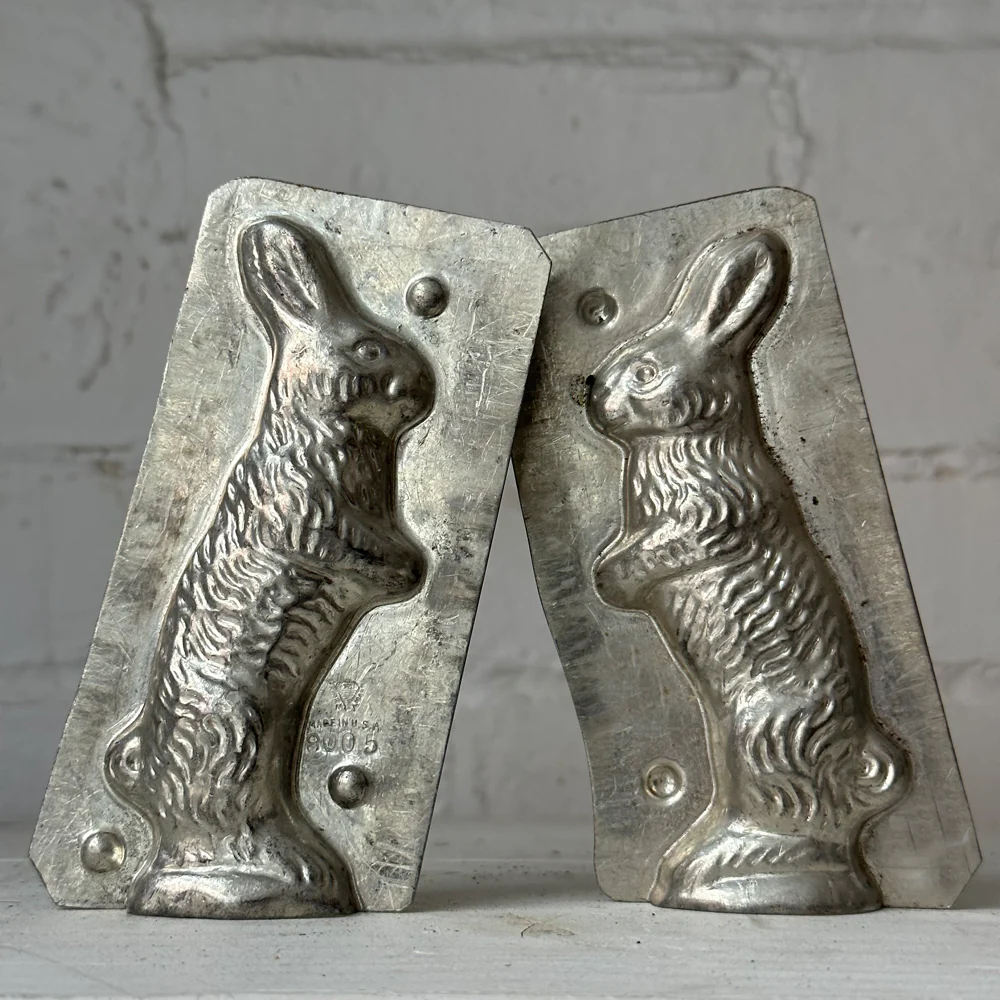 Antique Chocolate Rabbit Tin Mold (#33) - Image 4