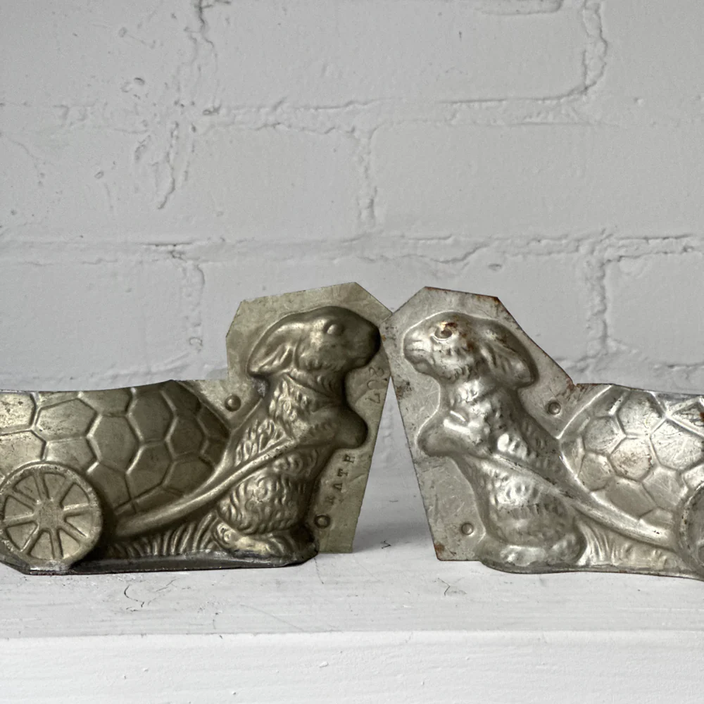 Antique Chocolate Rabbit with Egg Wagon Tin Mold (#26) - Image 4