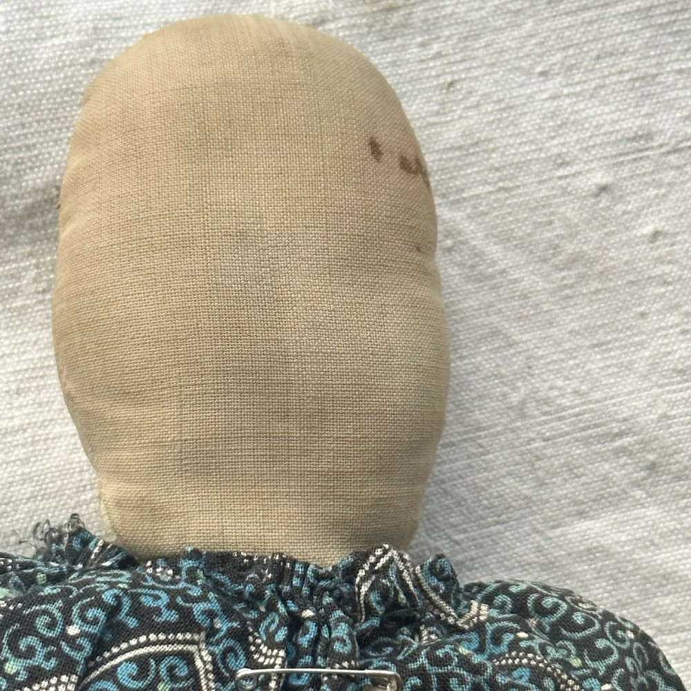 19th-century Doll with Embroidered Face - Image 2