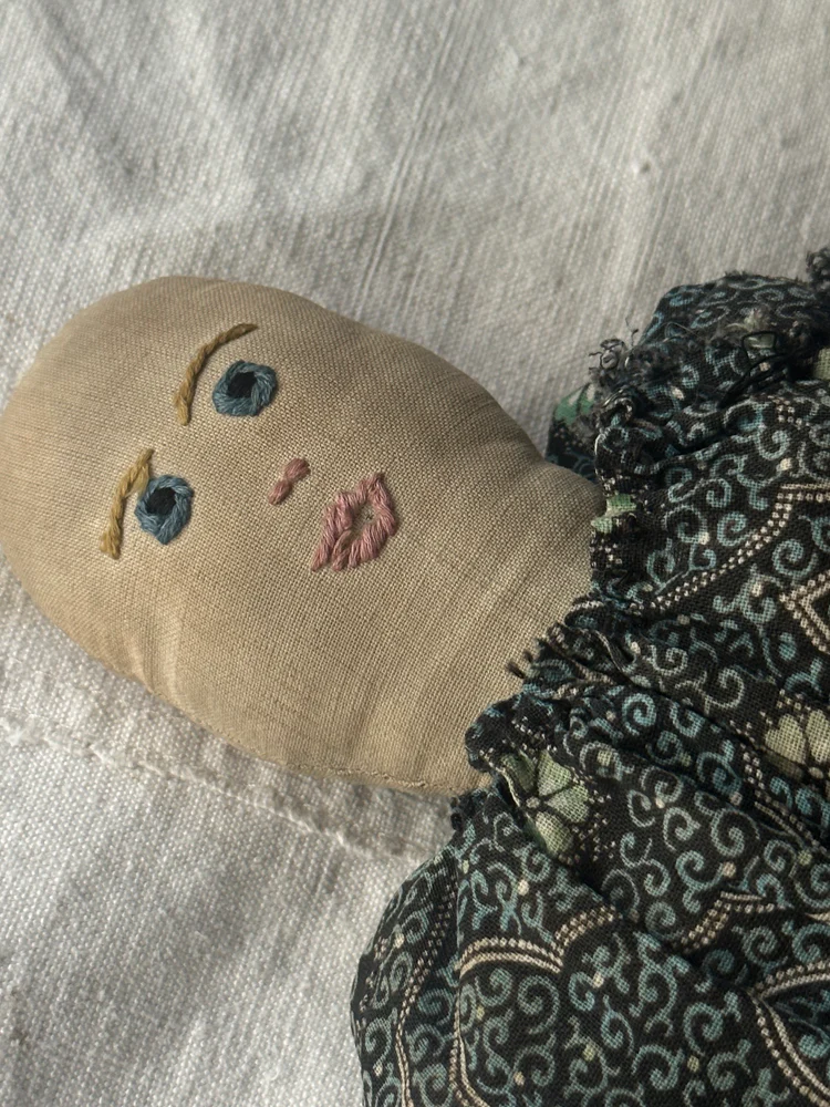 19th-century Doll with Embroidered Face - Image 7