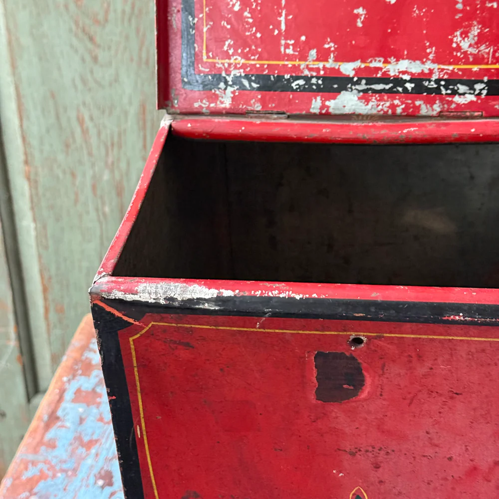 Antique “Rio” Tin Container - Image 7