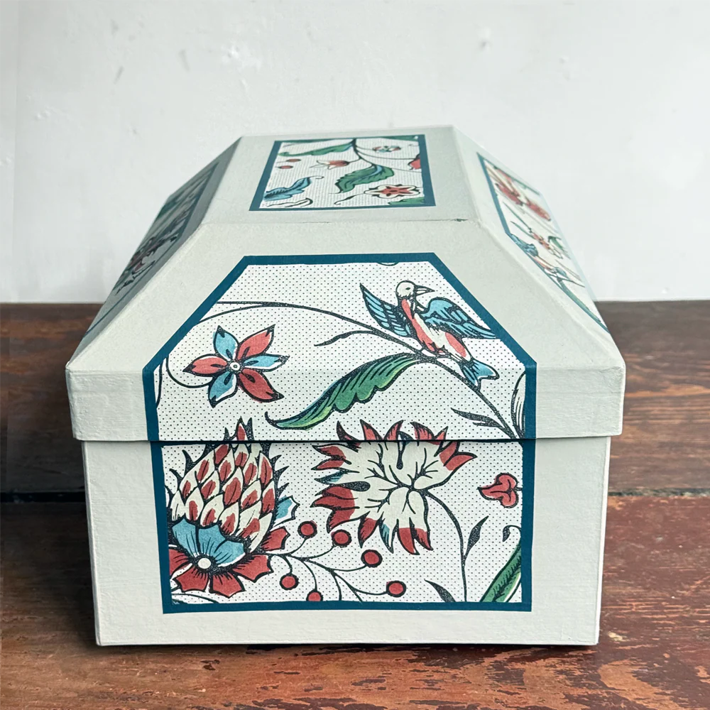 Antoinette Poisson Large Wedding Box in "Mignonette" No. 73A - Image 2