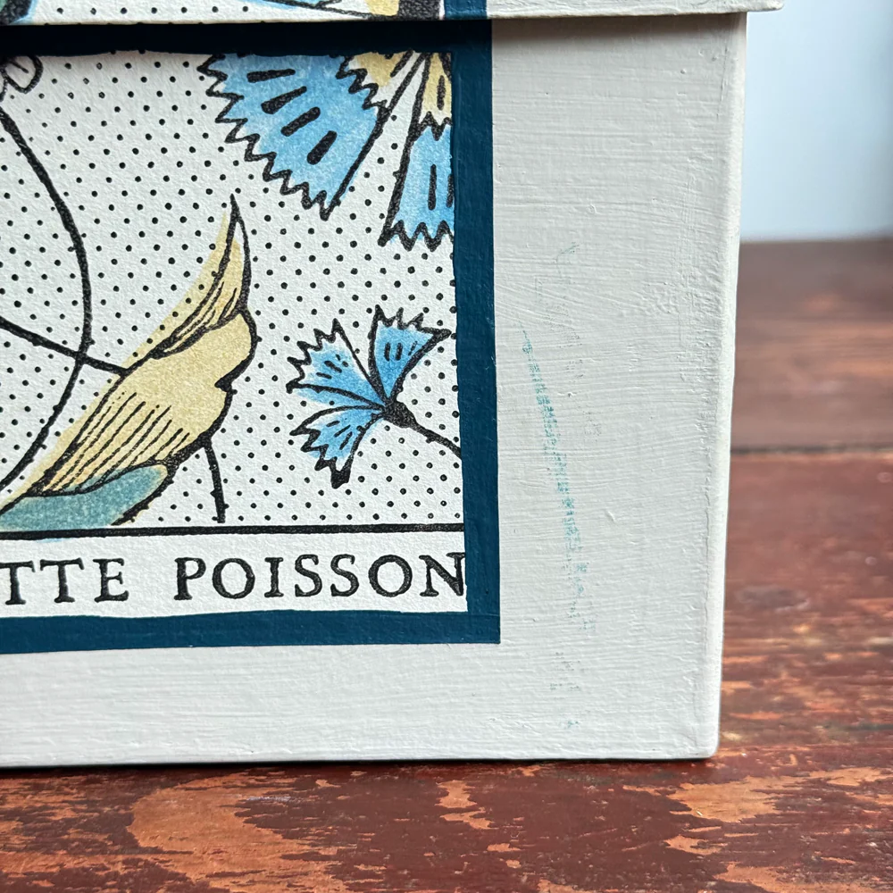 Antoinette Poisson Medium Wedding Box in Jaipur 57A - Image 4