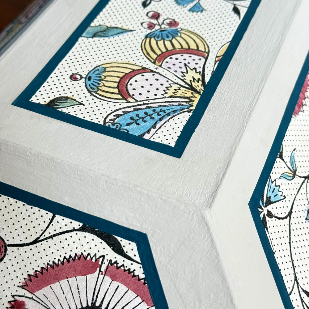 Antoinette Poisson Medium Wedding Box in Jaipur 57A - Image 6