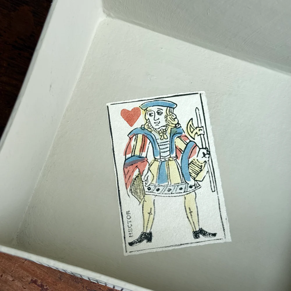 Antoinette Poisson Small Wedding Box in "Guirlands et Festons" No. 15A with Blue Interior - Image 6