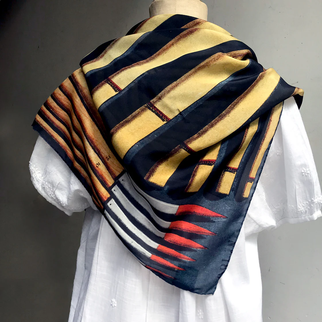 Brosses en Maitre 81 Silk Scarf - Image 3